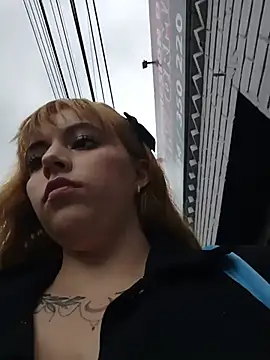 Snapshot of Isabella__Risky chatting on 07-15-26, 08:14 Isabella Risky online show from 07-15-26, 08:14