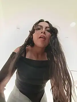 JENNIFER  03 online show from 05-31-26, 04:25