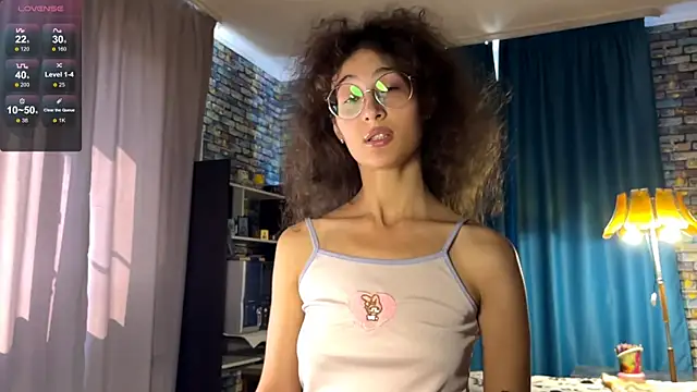 Snapshot of CurlyWinx chatting on 06-09-26, 07:42 CurlyWinx online show from 06-09-26, 07:42