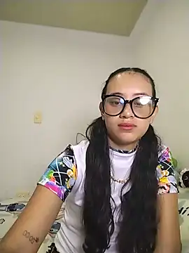 L0lita Emi12 online show from 05-19-26, 11:05