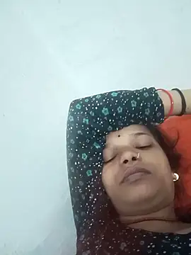 Student garl 1 online show from 06-11-26, 11:58