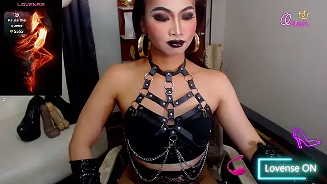 Snapshot of BigCockJhera chatting on 07-10-26, 04:17 BigCockJhera online show from 07-10-26, 04:17
