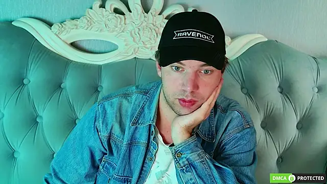 ArthurMeyers online show from 06-11-26, 03:15