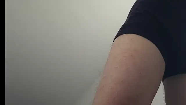 Snapshot of liamtwink chatting on 06-21-26, 03:58 liamtwink online show from 06-21-26, 03:58