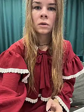 Snapshot of MaryMathews_ chatting on 06-19-26, 02:21 MaryMathews online show from 06-19-26, 02:21