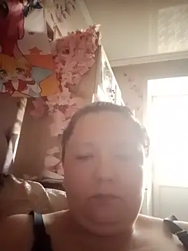 Snapshot of Tina_Mirabella chatting on 05-16-26, 02:27 Tina Mirabella online show from 05-16-26, 02:27