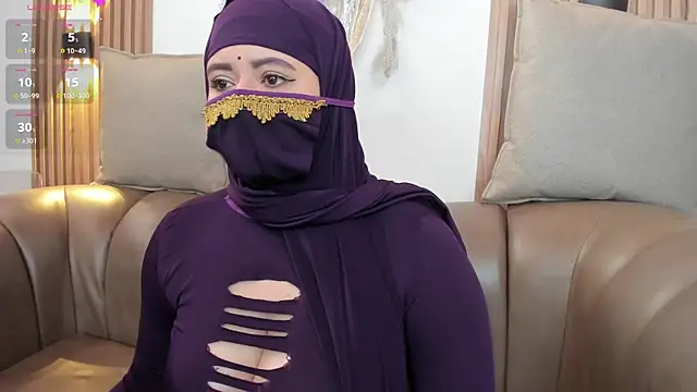 yasmin dina online show from 05-30-26, 03:31