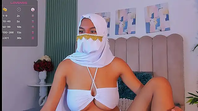 Snapshot of Saida__ chatting on 05-19-26, 03:07 Saida online show from 05-19-26, 03:07