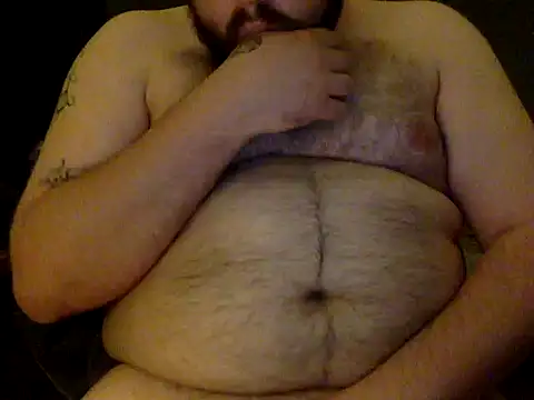 Snapshot of dirtyspitbearwhrrr chatting on 05-31-26, 10:44 dirtyspitbearwhrrr online show from 05-31-26, 10:44
