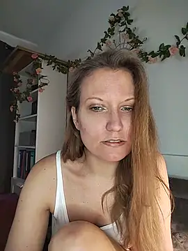 Candy Cougar online show from 06-18-26, 06:35