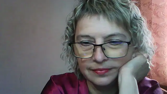 ElizabethGorden online show from 06-15-26, 05:42