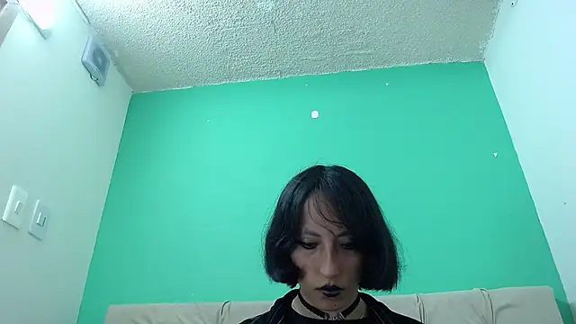 Snapshot of amoremerchmar chatting on 06-17-26, 03:09 amoremerchmar online show from 06-17-26, 03:09