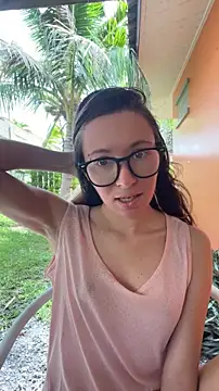 Mini girl do it better online show from 05-15-26, 03:24