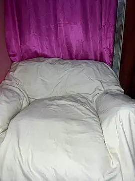catrachihot online show from 05-12-26, 05:04