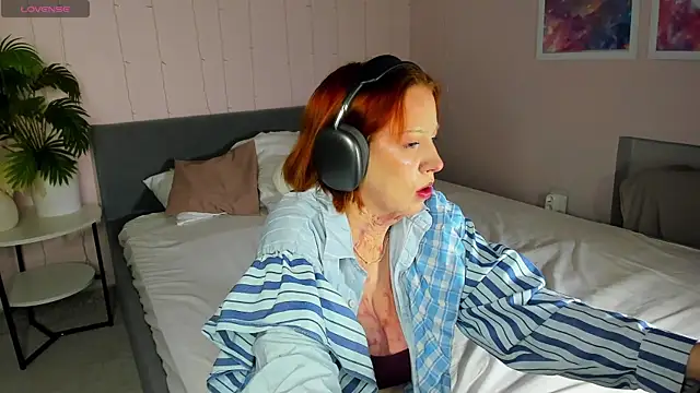 Maya foxy online show from 05-27-26, 03:14