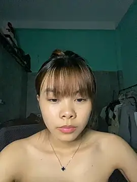 Snapshot of Cry_sexy chatting on 06-24-26, 04:50 Cry sexy online show from 06-24-26, 04:50