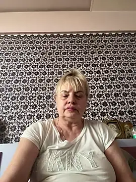 Snapshot of AnastasiaGrey777 chatting on 06-27-26, 05:01 AnastasiaGrey777 online show from 06-27-26, 05:01