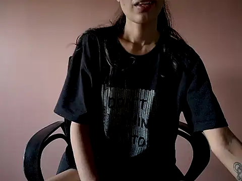 Snapshot of Sexyrossy7 chatting on 06-16-26, 08:17 Sexyrossy7 online show from 06-16-26, 08:17