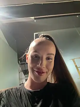 Jasmin Glow online show from 06-26-26, 12:31