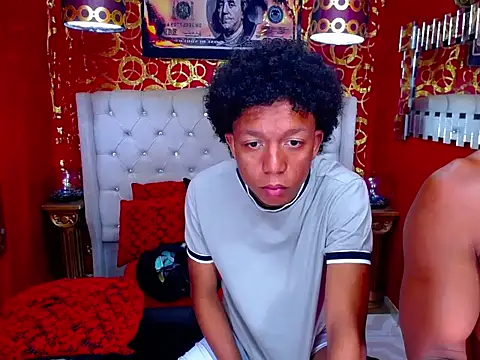 Snapshot of skinny20boy chatting on 07-06-26, 11:18 skinny20boy online show from 07-06-26, 11:18