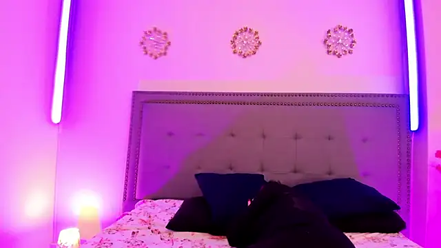 CloeMature online show from 07-12-26, 04:14