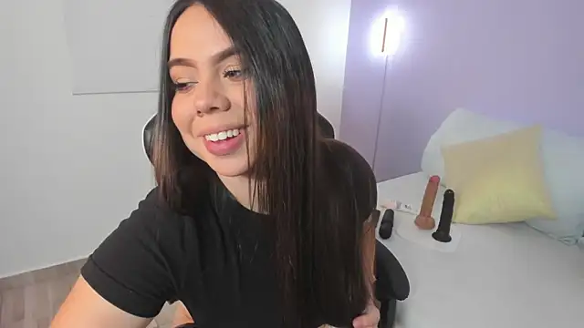Snapshot of luna_blazze_ chatting on 06-16-26, 12:19 luna blazze online show from 06-16-26, 12:19