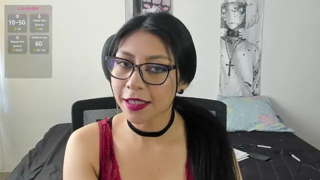 Snapshot of GoddessValentinaX chatting on 05-26-26, 08:49 GoddessValentinaX online show from 05-26-26, 08:49