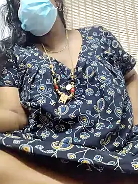 Snapshot of tamilkavitha123 chatting on 05-11-26, 11:16 tamilkavitha123 online show from 05-11-26, 11:16
