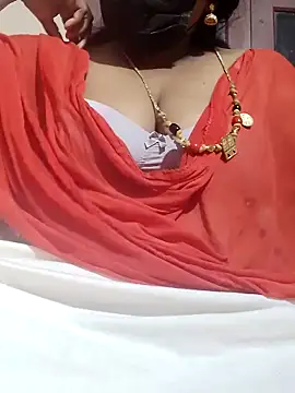 Snapshot of tamilkavitha123 chatting on 05-24-26, 04:56 tamilkavitha123 online show from 05-24-26, 04:56