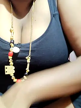Snapshot of tamilkavitha123 chatting on 05-29-26, 08:12 tamilkavitha123 online show from 05-29-26, 08:12
