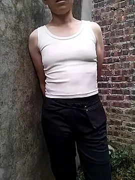Snapshot of Min-meo chatting on 05-25-26, 03:45 Min-meo online show from 05-25-26, 03:45