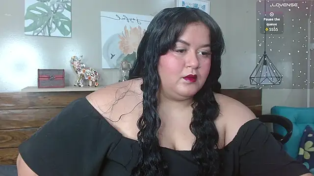 Snapshot of Princess_Xoxo chatting on 06-05-26, 07:08 Princess Xoxo online show from 06-05-26, 07:08
