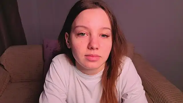 Snapshot of lolytaberry chatting on 05-31-26, 01:25 lolytaberry online show from 05-31-26, 01:25