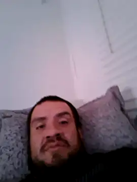 Snapshot of Almircorral2211 chatting on 06-14-26, 07:43 Almircorral2211 online show from 06-14-26, 07:43