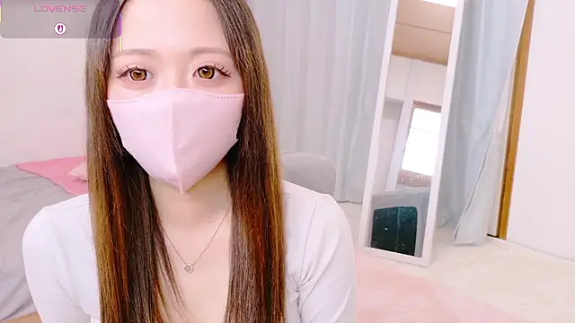 ako-chan online show from 05-17-26, 06:33