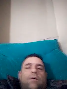 Snapshot of CasalCoupeBrasil chatting on 06-18-26, 04:02 CasalCoupeBrasil online show from 06-18-26, 04:02