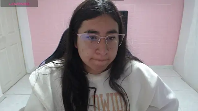 Snapshot of celeste16092020 chatting on 05-11-26, 12:44 celeste16092020 online show from 05-11-26, 12:44
