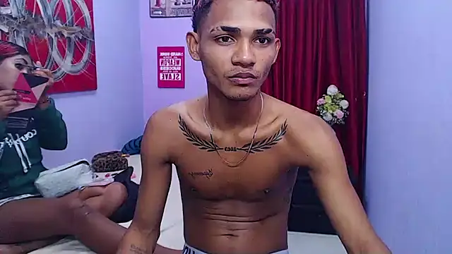 Snapshot of black_twinks chatting on 06-11-26, 03:15 black twinks online show from 06-11-26, 03:15
