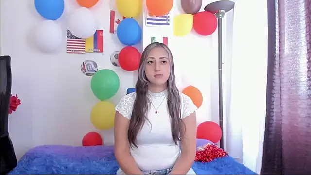 marithorner  online show from 06-16-26, 02:19