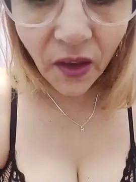 Snapshot of vitaminafranccesca chatting on 06-02-26, 02:30 vitaminafranccesca online show from 06-02-26, 02:30