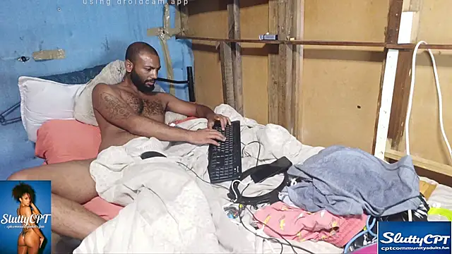 Snapshot of Camodick chatting on 02-25-26, 03:27 Camodick online show from 02-25-26, 03:27