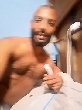 Snapshot of Camodick chatting on 02-25-26, 04:27 Camodick online show from 02-25-26, 04:27