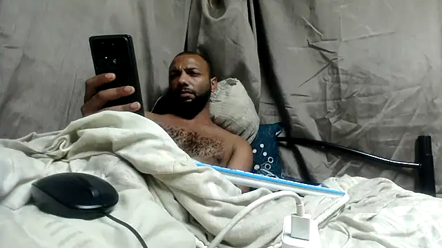 Camodick online show from 04-06-26, 05:08