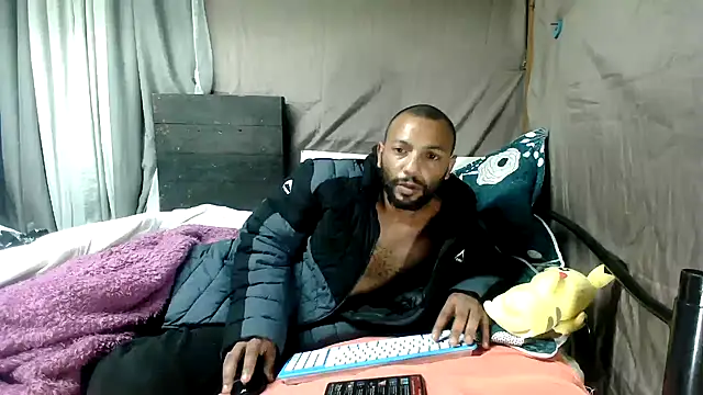 Snapshot of Camodick chatting on 06-20-26, 12:47 Camodick online show from 06-20-26, 12:47
