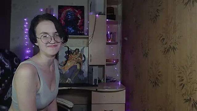 Alessa Kiss online show from 05-22-26, 05:18