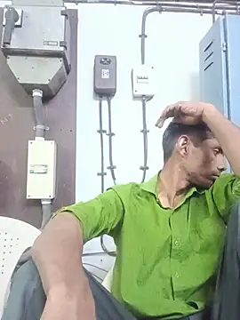 Snapshot of Hot-Parinda200 chatting on 06-19-26, 05:56 Hot-Parinda200 online show from 06-19-26, 05:56