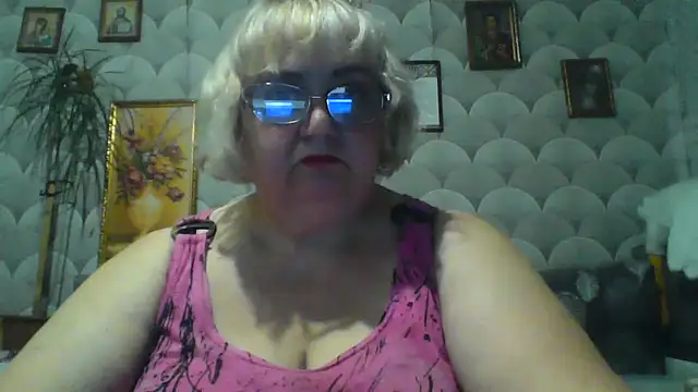 Snapshot of MarinaFarina53 chatting on 06-06-26, 07:07 MarinaFarina53 online show from 06-06-26, 07:07