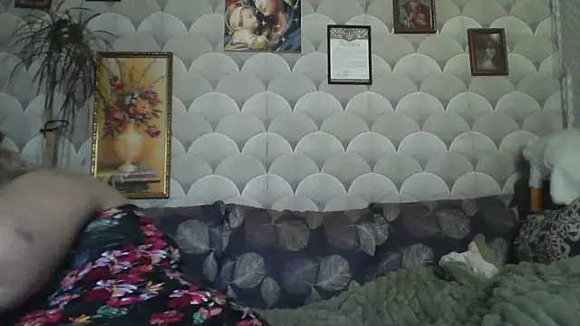 Snapshot of MarinaFarina53 chatting on 06-20-26, 07:44 MarinaFarina53 online show from 06-20-26, 07:44