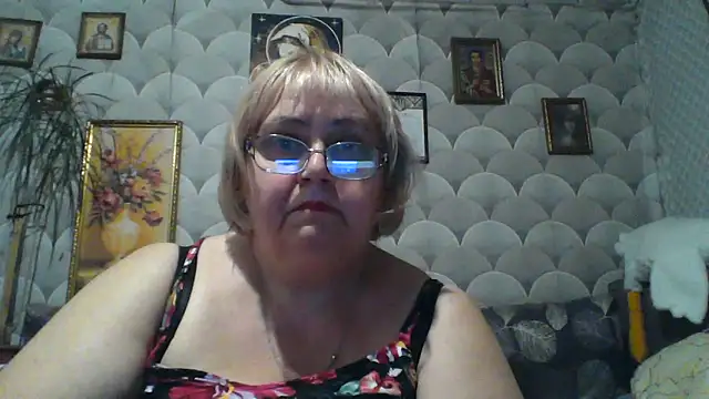 Snapshot of MarinaFarina53 chatting on 06-20-26, 08:22 MarinaFarina53 online show from 06-20-26, 08:22