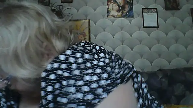 Snapshot of MarinaFarina53 chatting on 06-26-26, 05:23 MarinaFarina53 online show from 06-26-26, 05:23